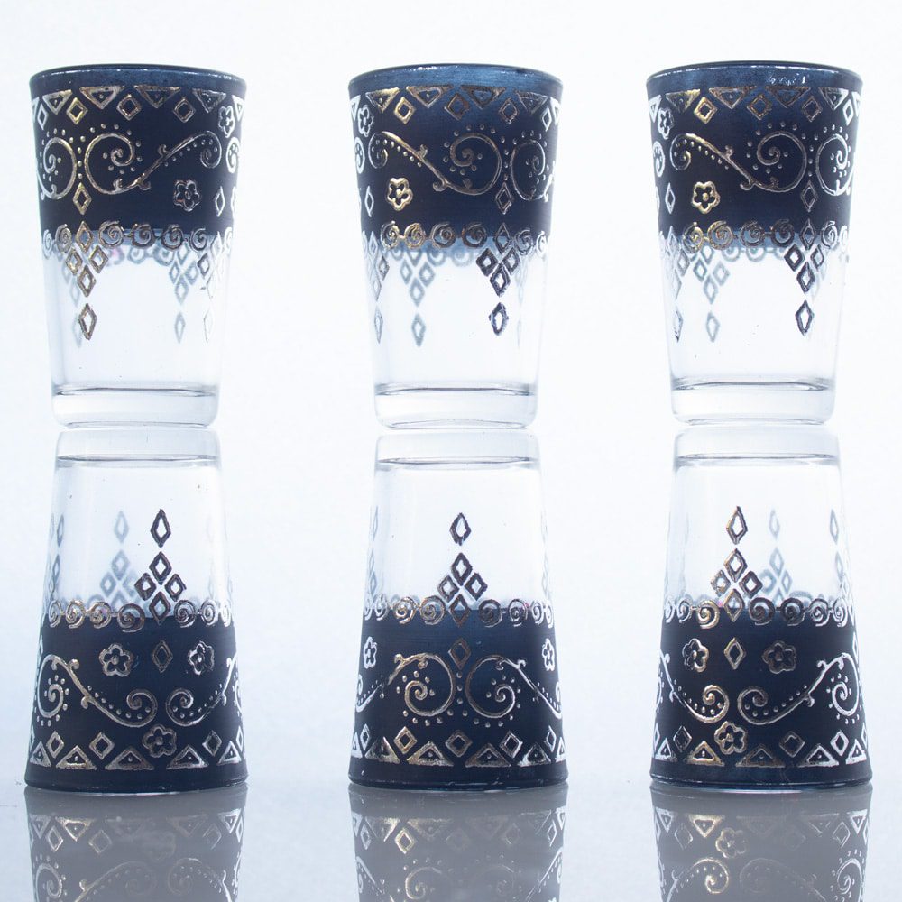 Set de 6 vasos marroquíes negros con plateado