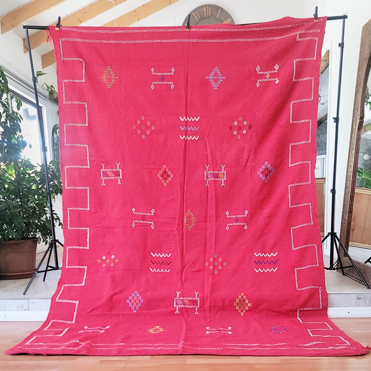 Alfombra Seda de cactus HAMRA color rojo - 200x300 cm