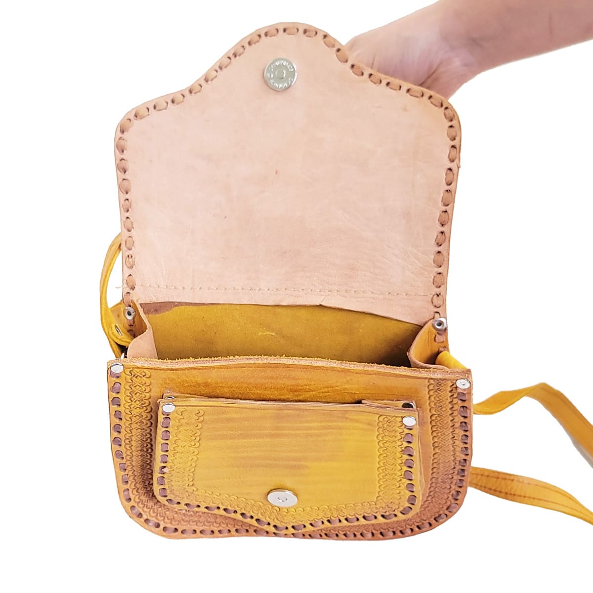 Bolso Cruzado de cuero amarillo con broche en punta - bolso étnico