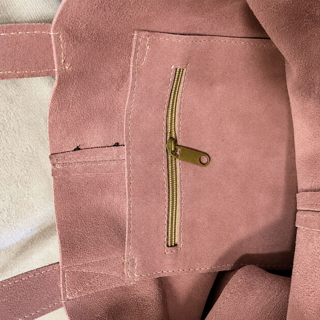 Bolso gamuza malva