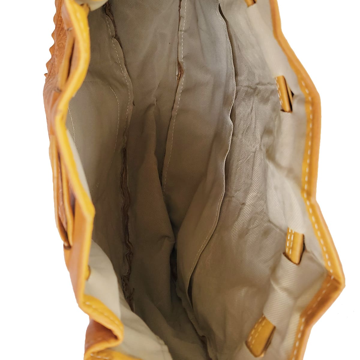 bolso-de-cuero-con-disenos-color-amarillo-1