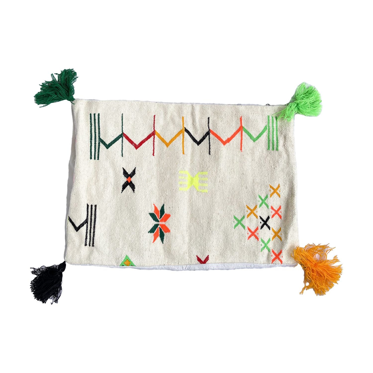 cojin-de-lana-rectangular-con-disenos-y-pompones-de-colores-9