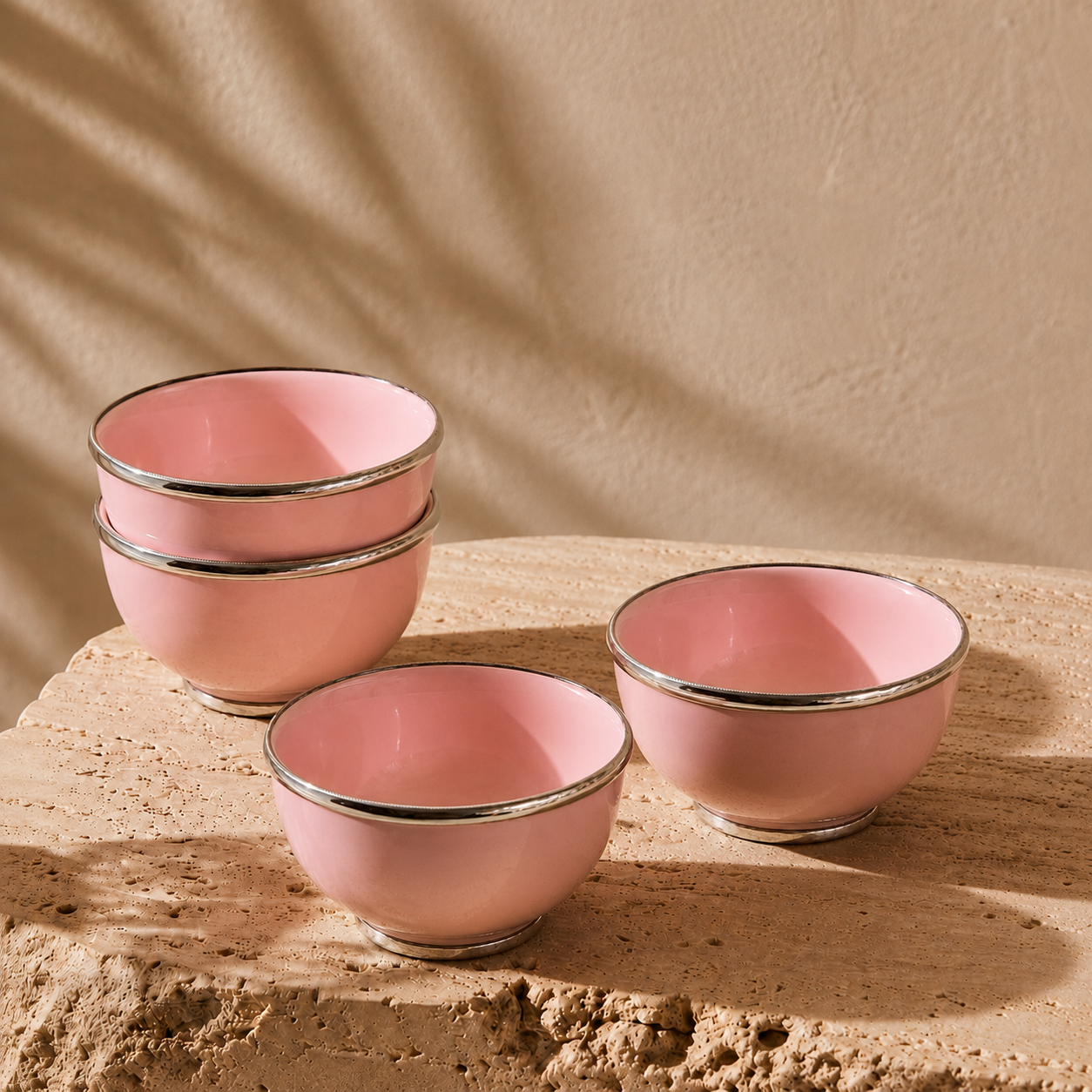 Set de 4 pocillos rosados artesanales de ceramica y aluminio