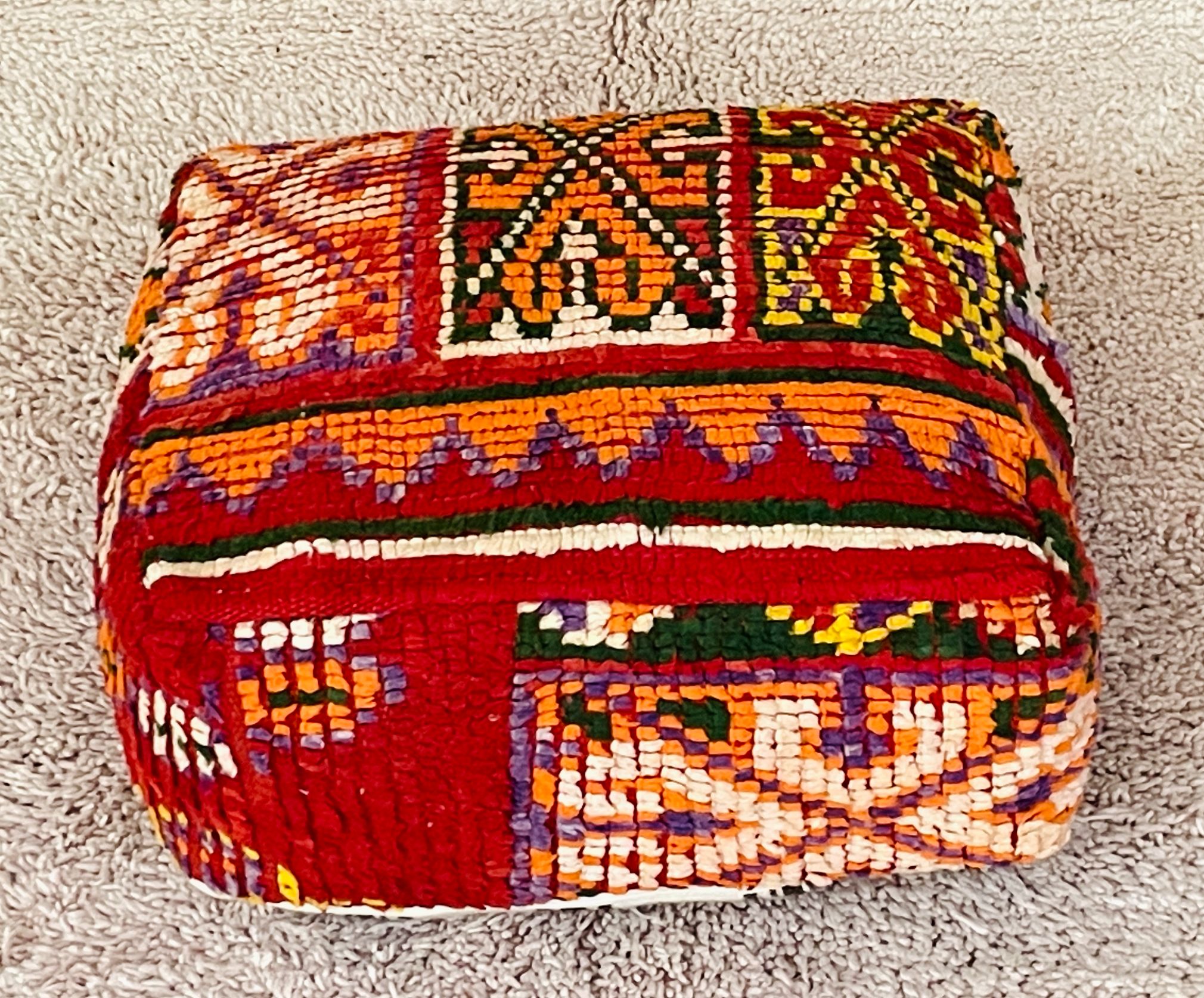 pouf-de-lana-ya08-10