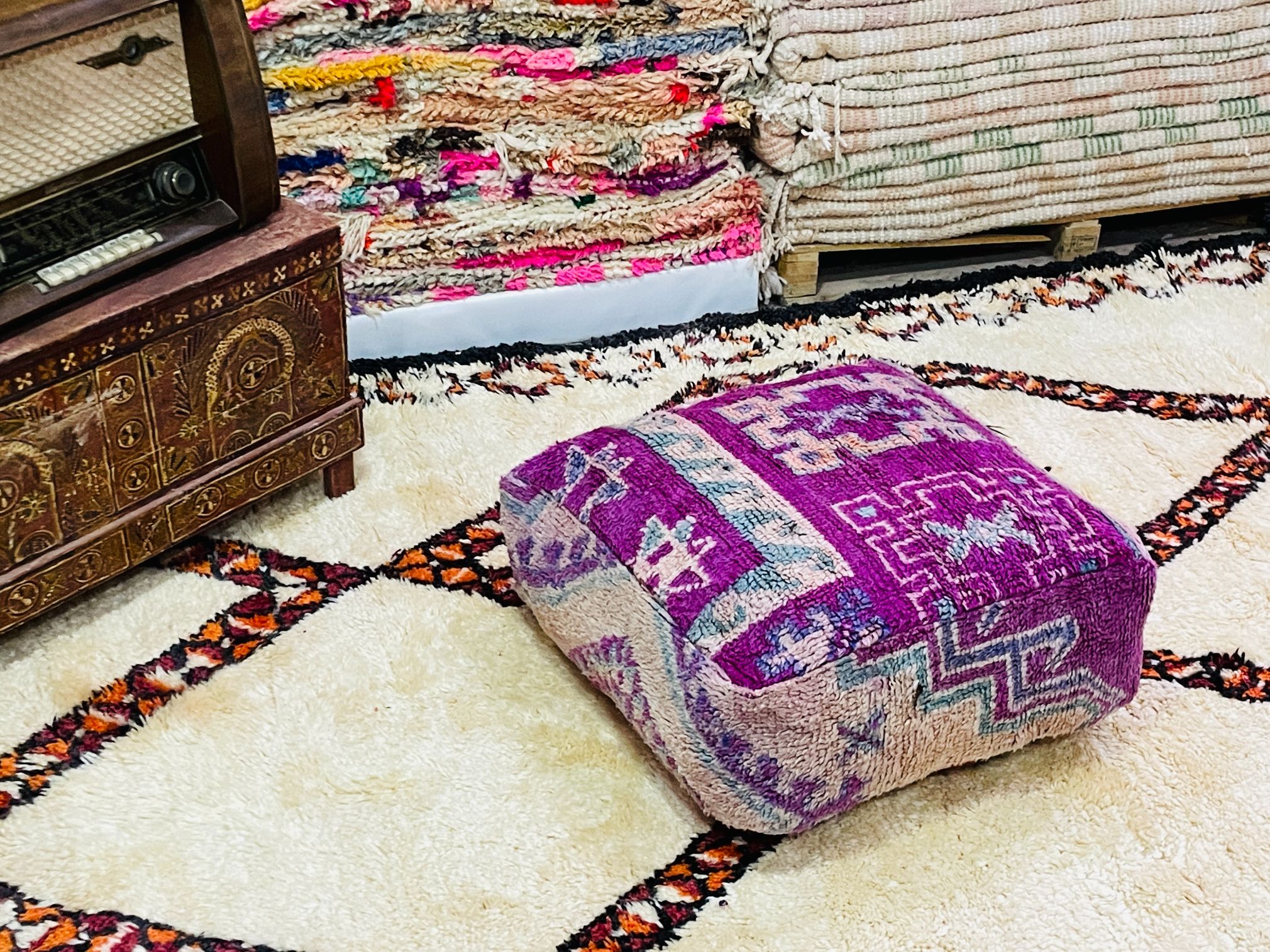 Preventa Pouf de lana YA20
