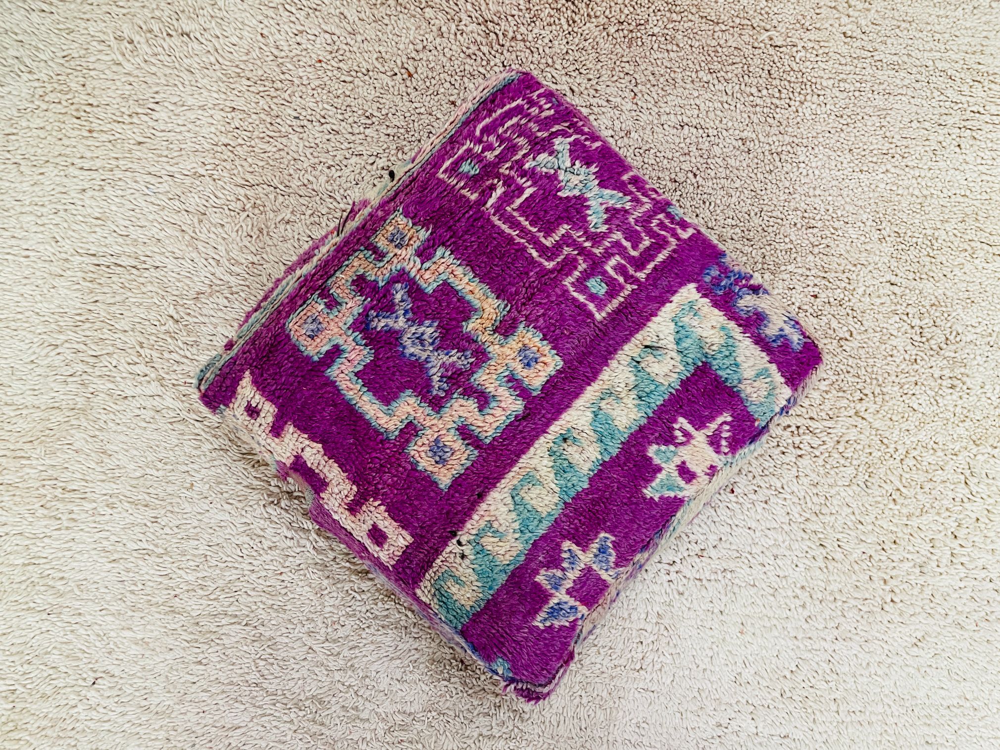 pouf-de-lana-ya20-16