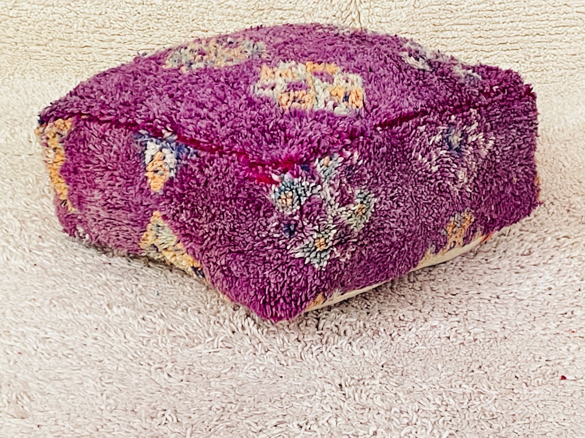pouf-de-lana-ya24-4