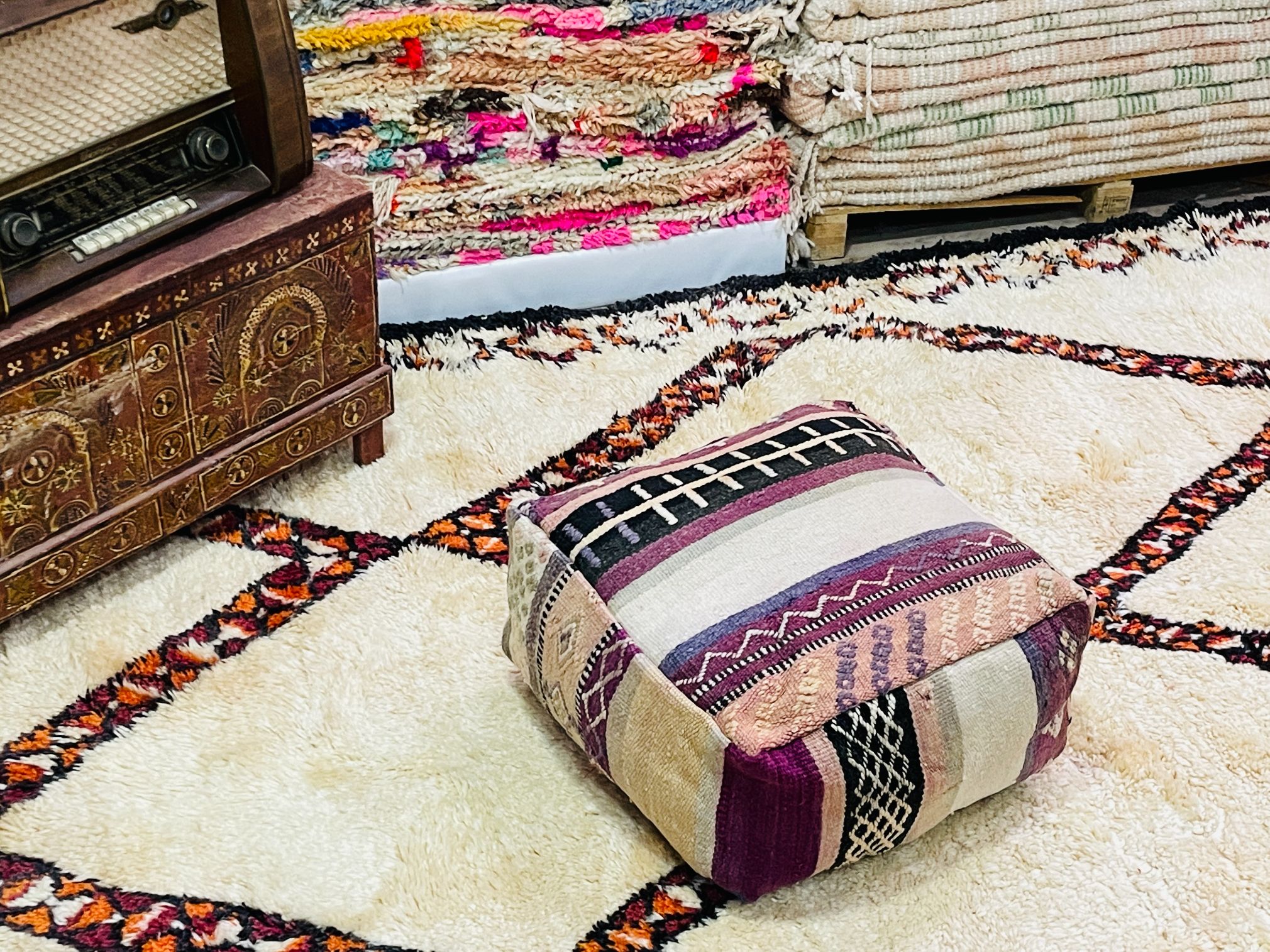 Preventa Pouf de lana YA46