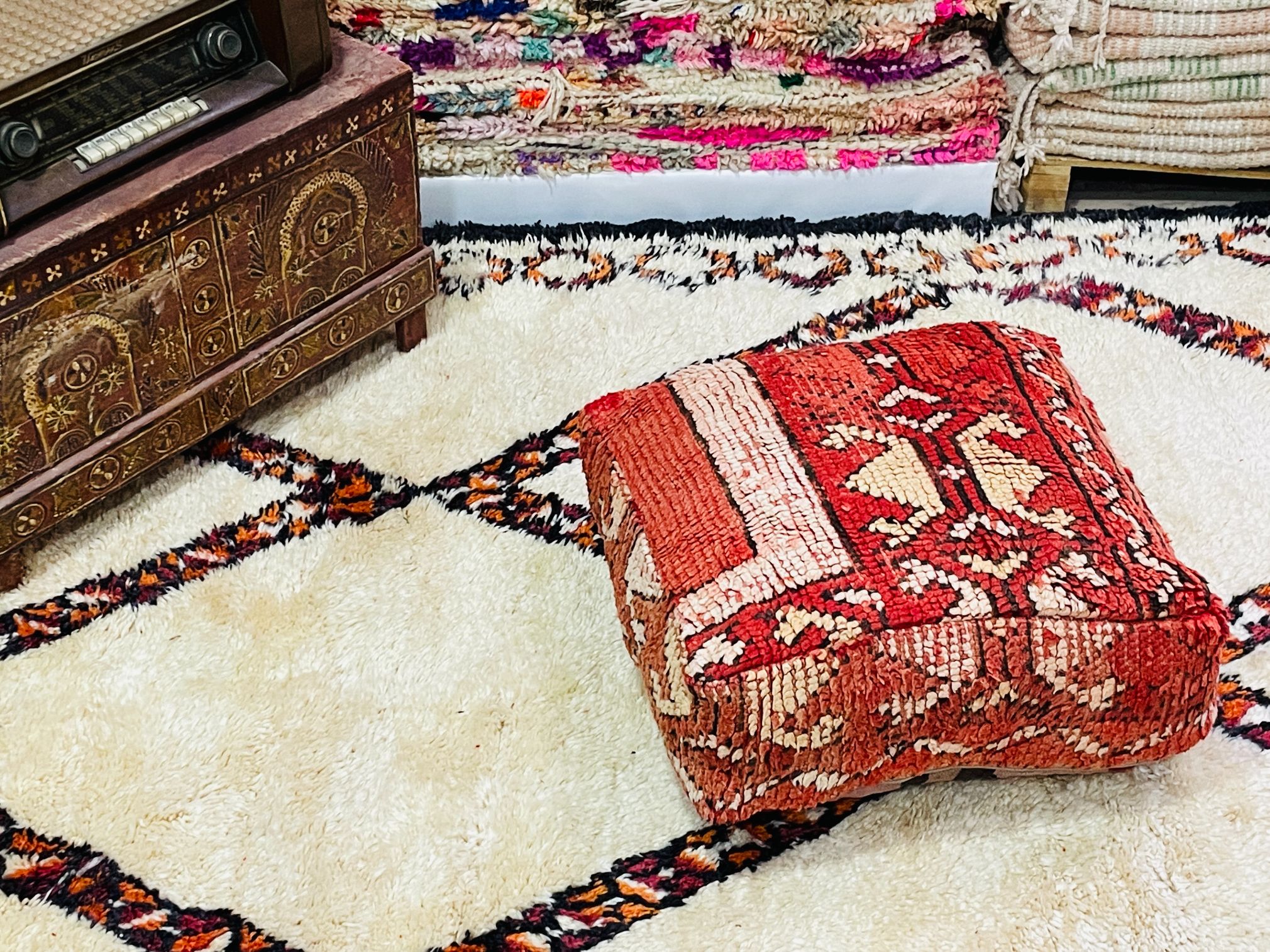 Preventa Pouf de lana YA60