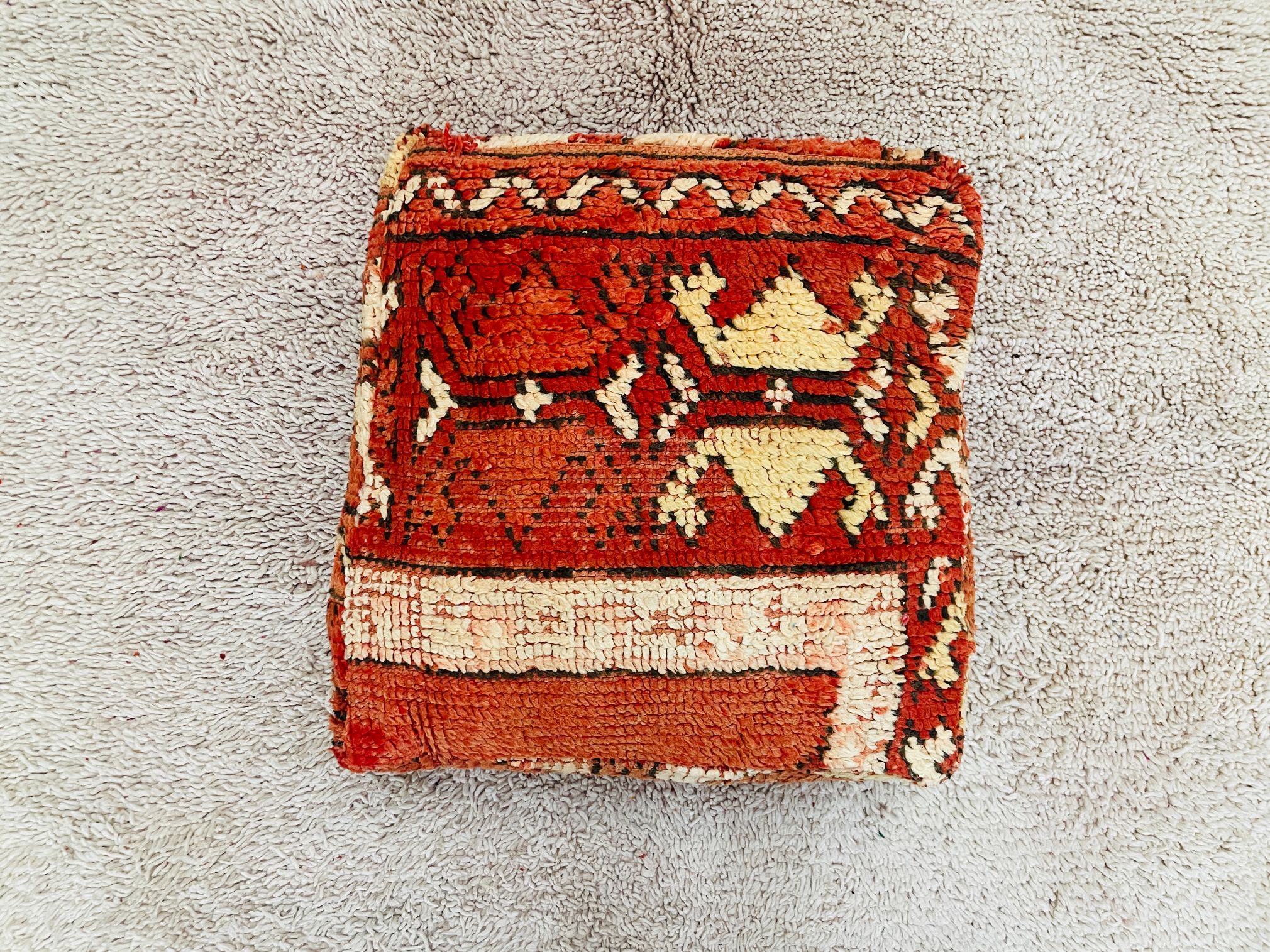 pouf-de-lana-ya60-15