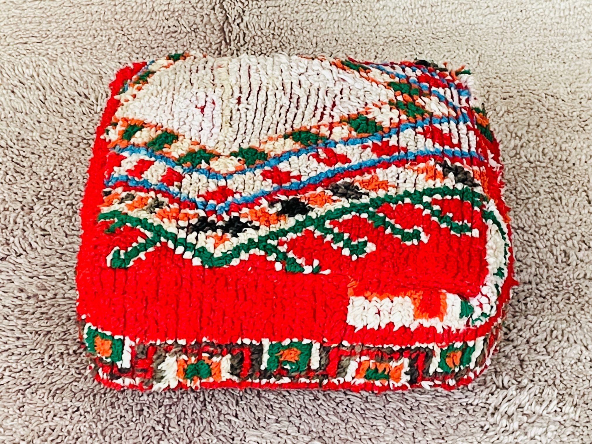 pouf-de-lana-ya64-10