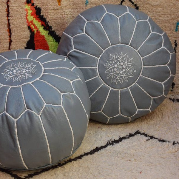 Puff de Cuero Gris