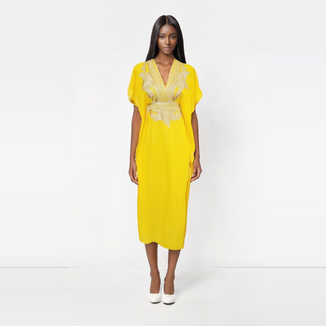 Vestido amarillo con Diseños Dorados