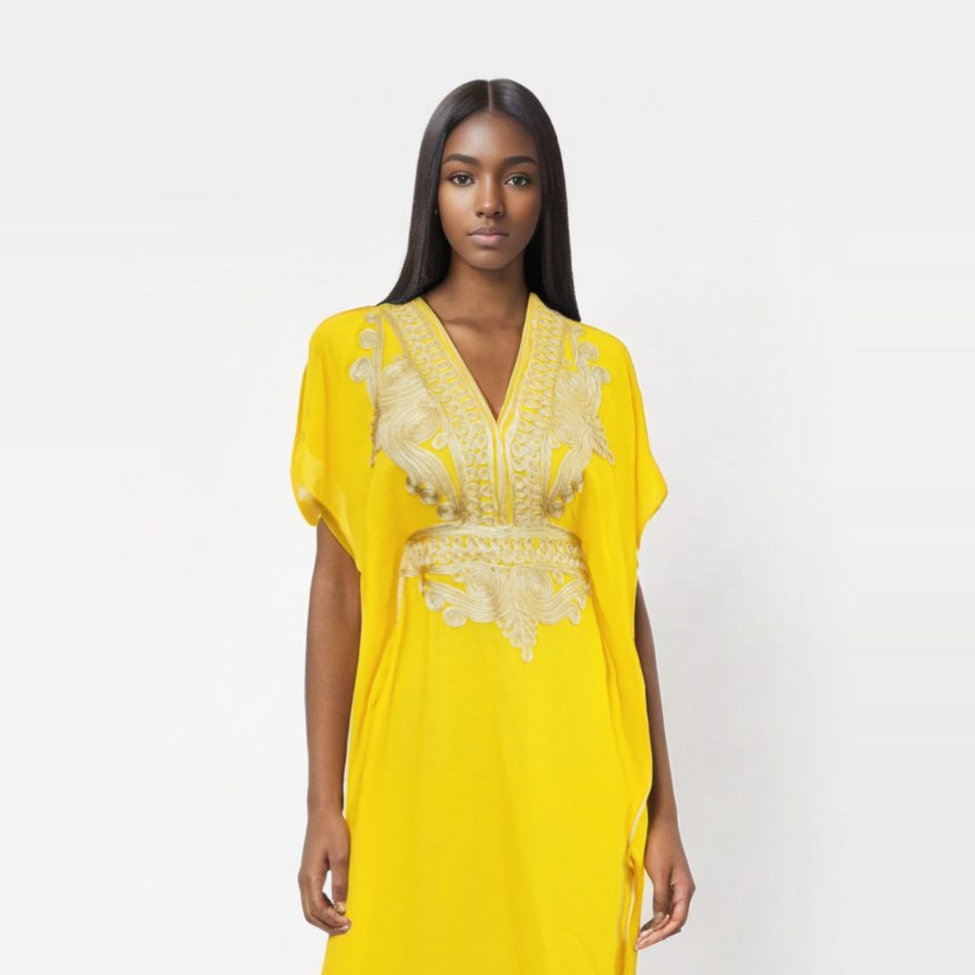 Vestido amarillo con Diseños Dorados